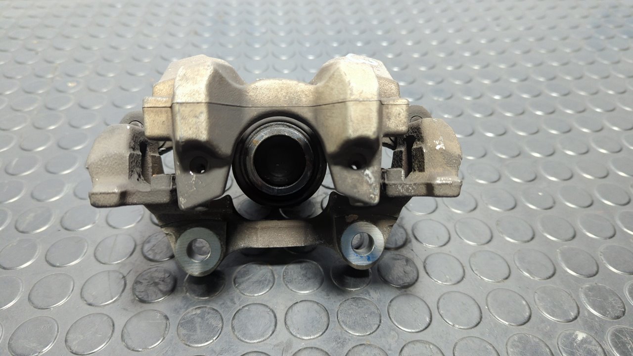 PINZA DE FRENO TRASERA IZQUIERDA MERCEDES-BENZ CLASE C (W204) LIM. - vista 3