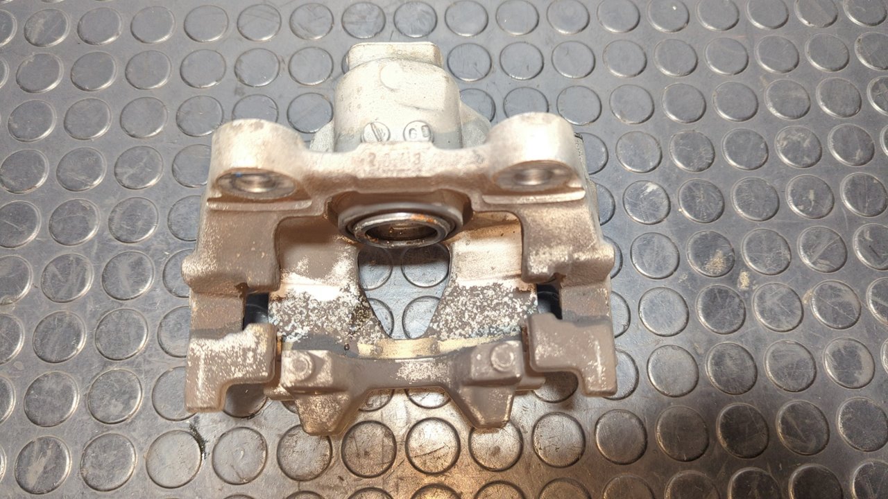 PINZA DE FRENO TRASERA IZQUIERDA MERCEDES-BENZ CLASE C (W204) LIM. - vista 5