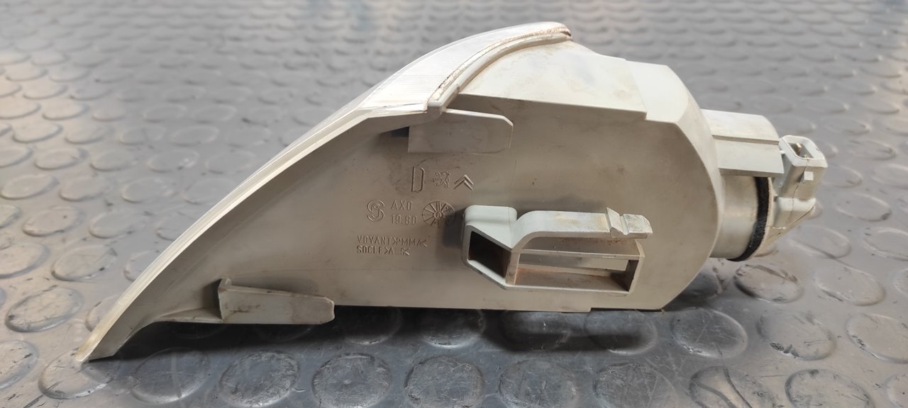 PILOTO DELANTERO DERECHO CITROEN XANTIA BERLINA - vista 4