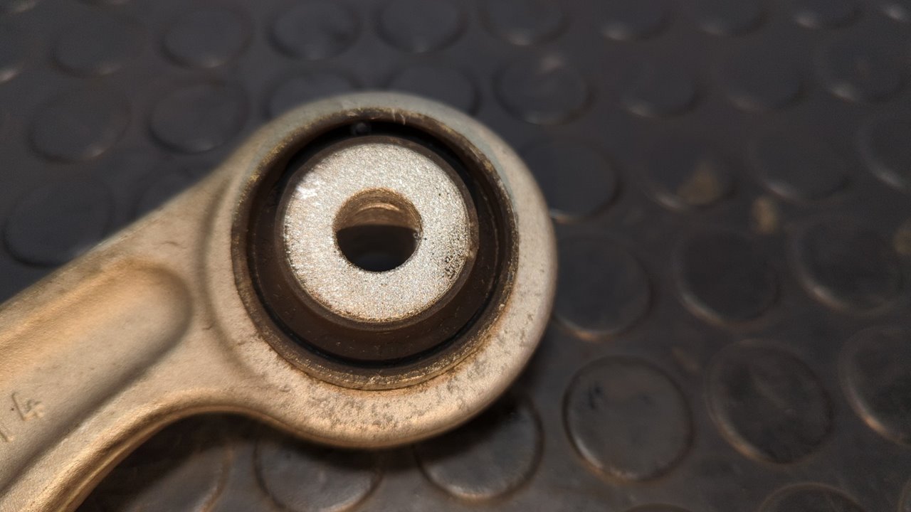 BRAZO DERECHO SUPERIOR TRASERO MERCEDES-BENZ CLASE C (W204) LIM. - vista 2