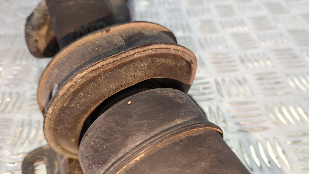 TRANSMISION CENTRAL FORD TRANSIT CAJA CERRADA '06 - vista 3