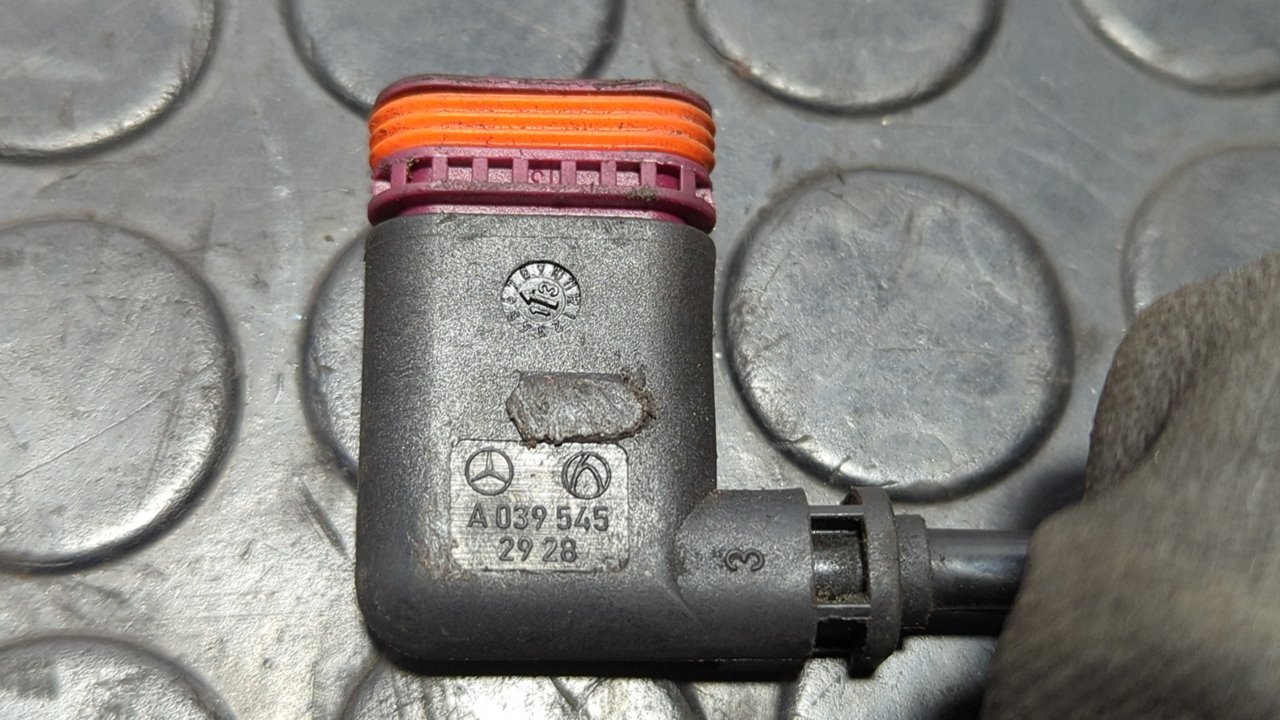 SENSOR ABS TRASERO IZQUIERDO MERCEDES-BENZ CLASE C (W204) LIM. - vista 3