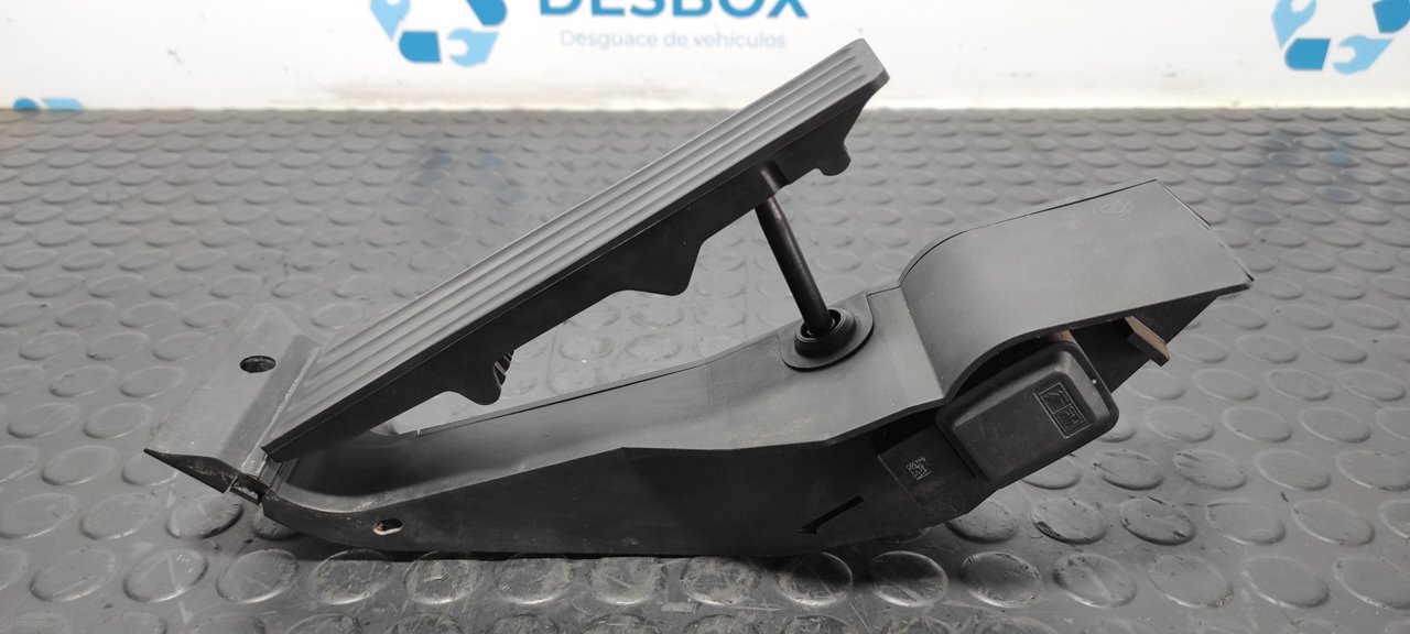 POTENCIOMETRO PEDAL BMW SERIE 1 BERLINA (E81/E87)