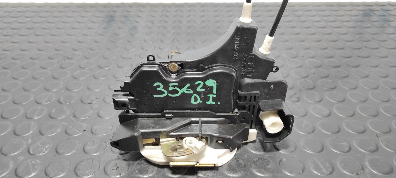 CERRADURA PUERTA DELANTERA IZQUIERDA MITSUBISHI COLT BERLINA 3 (CZ)