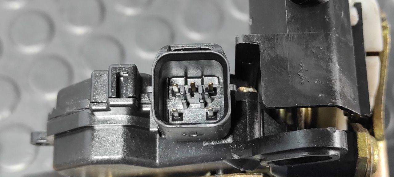 CERRADURA PUERTA DELANTERA IZQUIERDA MITSUBISHI COLT BERLINA 3 (CZ) - vista 4