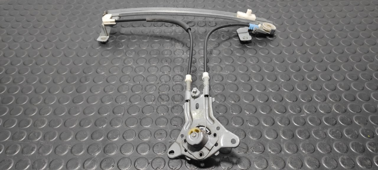 ELEVALUNAS TRASERO IZQUIERDO PEUGEOT 106 (S2) - vista 3