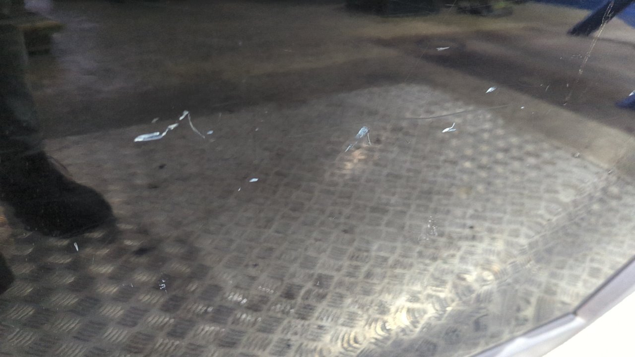 PUERTA TRASERA IZQUIERDA CHEVROLET CAPTIVA - vista 3