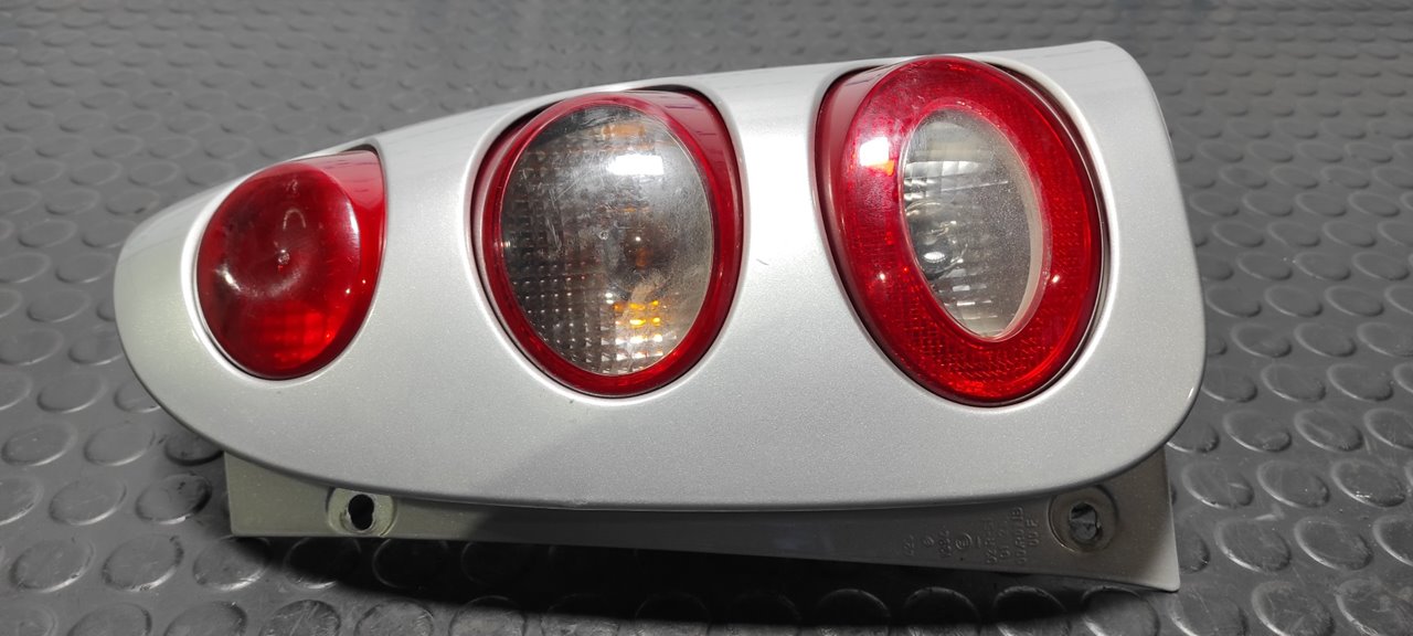 PILOTO TRASERO DERECHO SMART CABRIO - vista 4