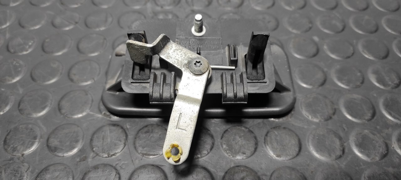 MANETA DELANTERA IZQUIERDA FORD TRANSIT CAJA CERRADA '06 - vista 3