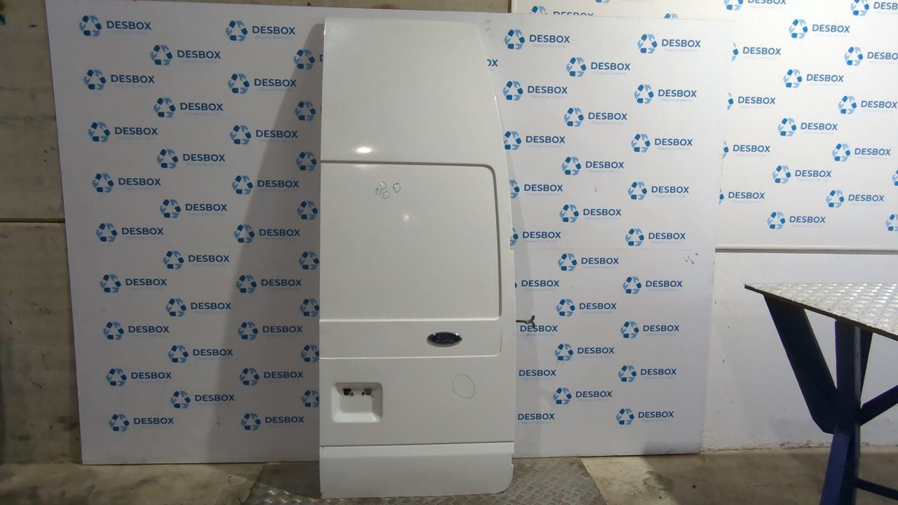 PORTON TRASERO DERECHO FORD TRANSIT CAJA CERRADA '06
