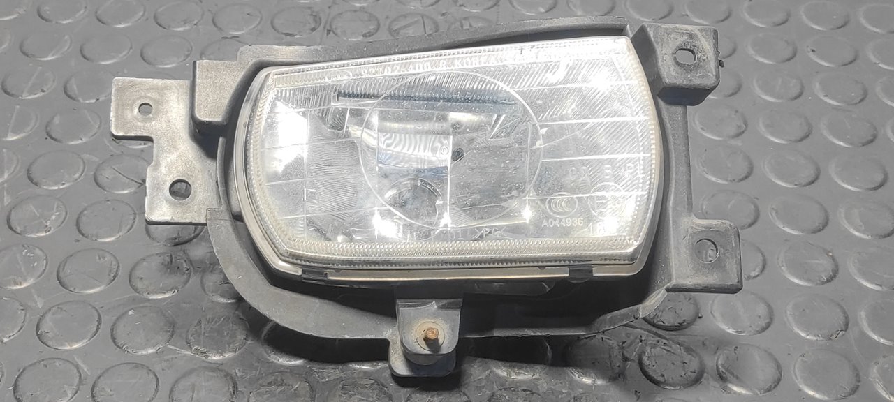 FARO ANTINIEBLA DERECHO KIA CARNIVAL II