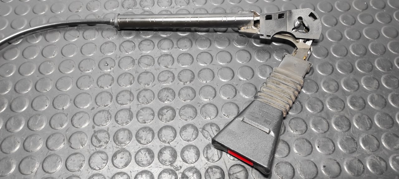 ENGANCHE CINTURON DELANTERO DERECHO OPEL COMBO (CORSA B) - vista 3