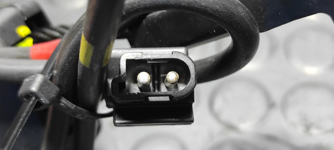 ENGANCHE CINTURON DELANTERO IZQUIERDO MERCEDES-BENZ CLASE S (W140) BERLINA - vista 4