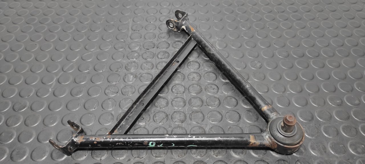 BRAZO DERECHO INFERIOR DELANTERO LIGIER NOVA - vista 5