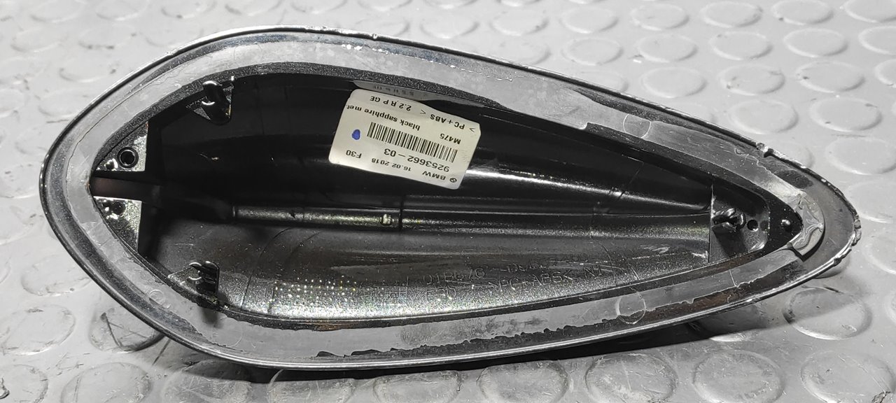 BASE DE ANTENA BMW SERIE 3 LIM. (F30) - vista 3