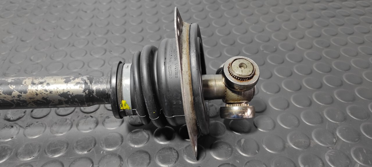 TRANSMISION DELANTERA IZQUIERDA NISSAN INTERSTAR MOD. 04 (X70) - recambio desguace - vista 3