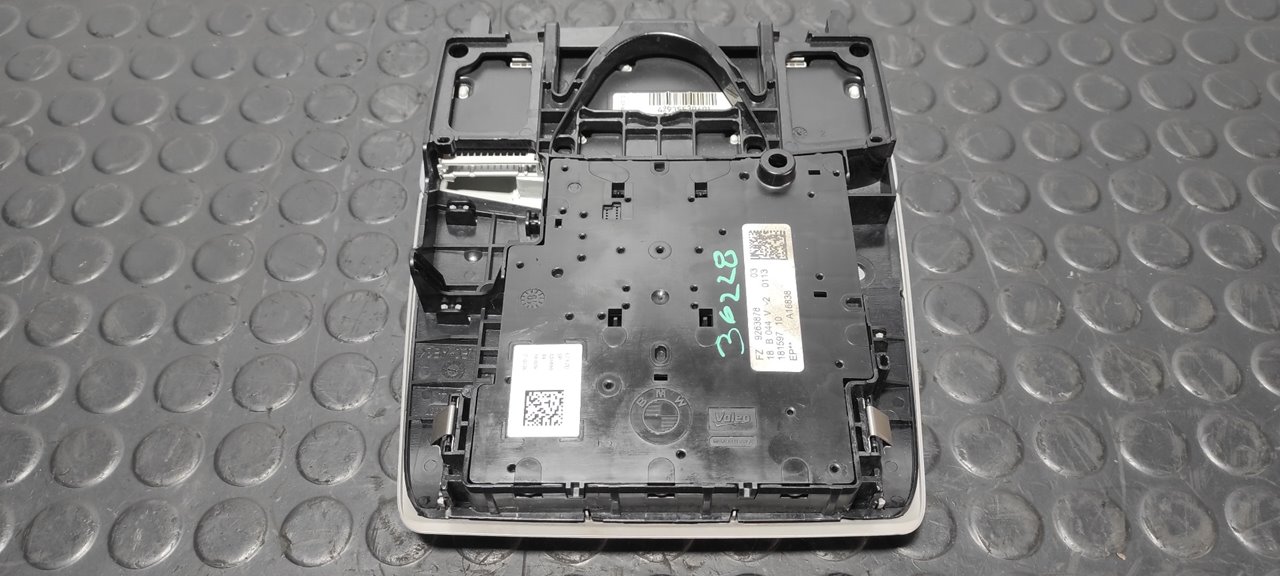 LUZ INTERIOR BMW SERIE 3 LIM. (F30) - vista 2