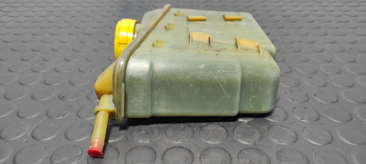 DEPOSITO SERVO FORD ESCORT BERLINA/TURNIER - vista 2