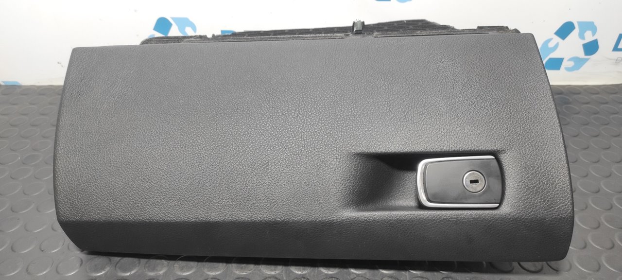 GUANTERA BMW SERIE 3 LIM. (F30)