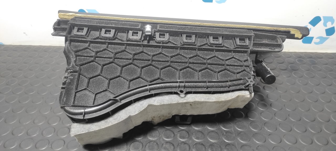 GUANTERA BMW SERIE 3 LIM. (F30) - vista 4