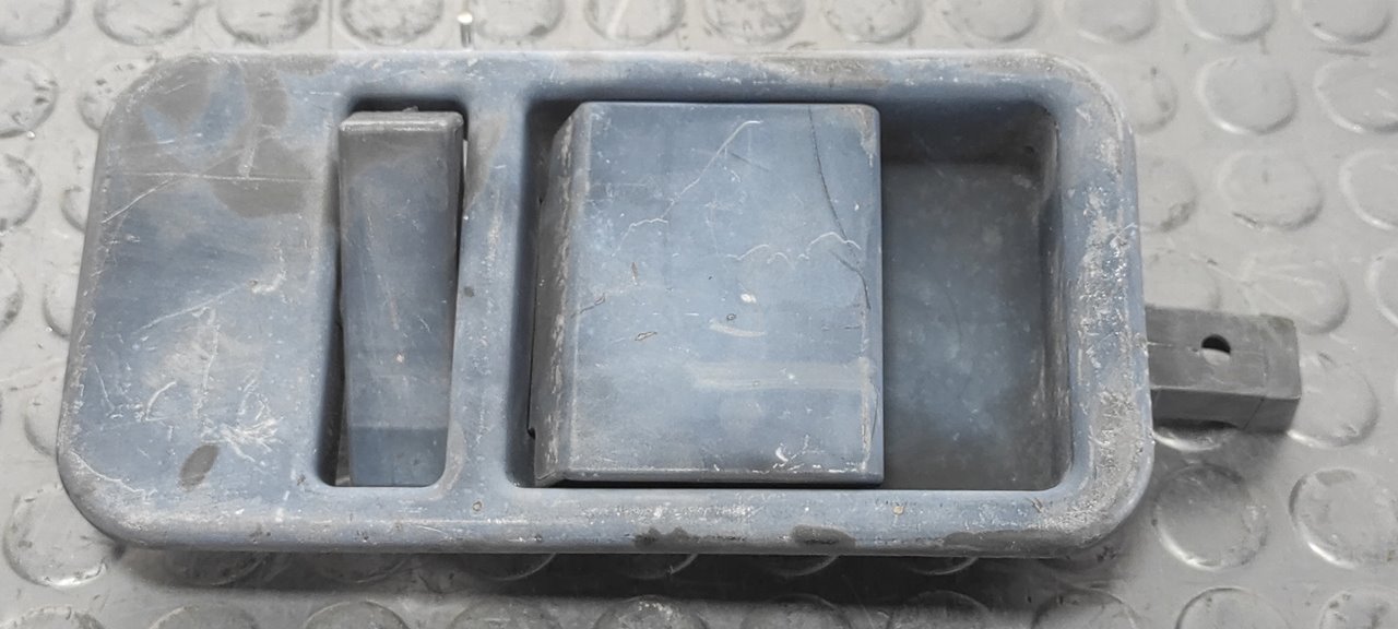 MANETA INTERIOR TRASERA DERECHA IVECO DAILY CAJA CERRADA (2006 =>)