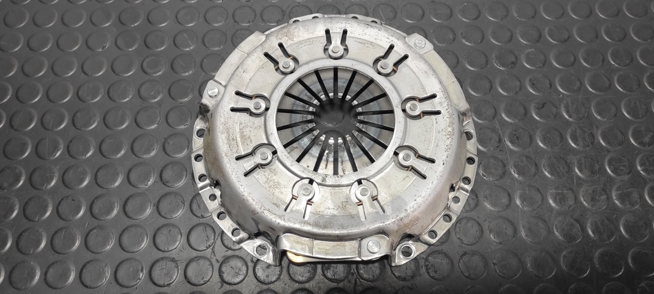 KIT EMBRAGUE FORD ESCORT BERLINA/TURNIER - vista 2