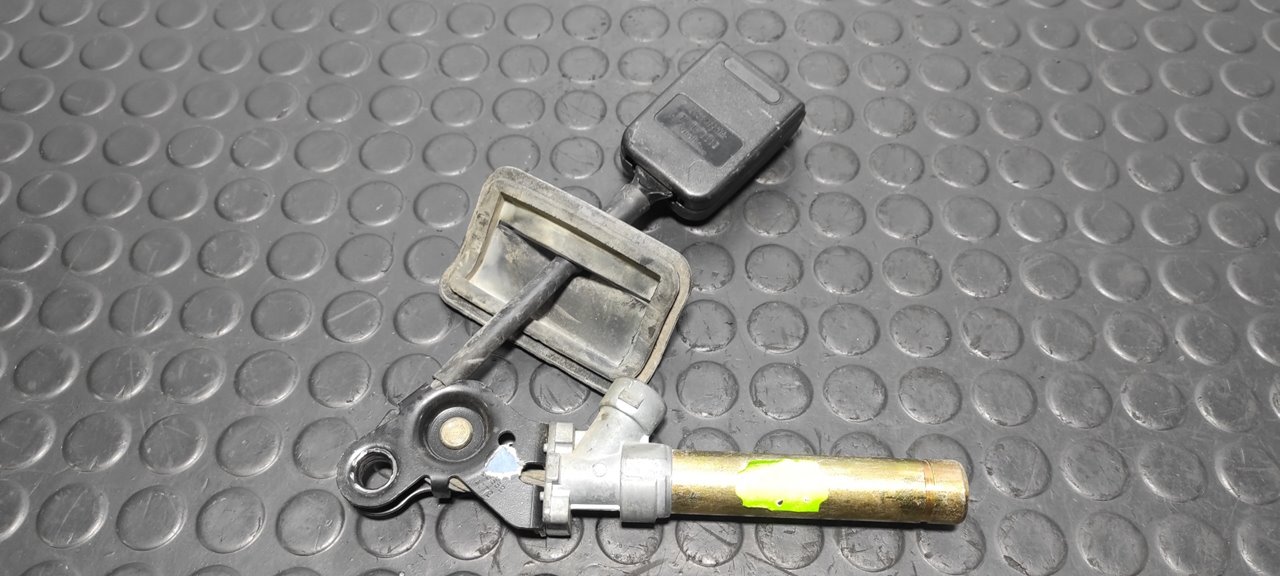 ENGANCHE CINTURON DELANTERO DERECHO PEUGEOT PARTNER (S1)