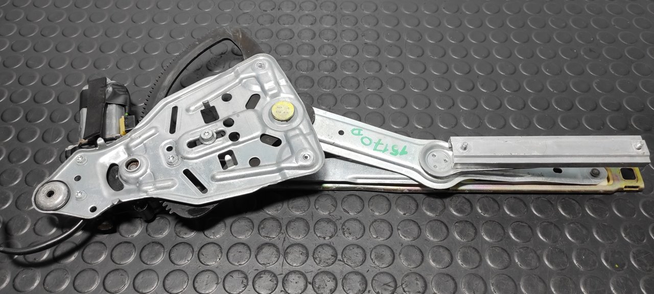 ELEVALUNAS DELANTERO DERECHO MERCEDES-BENZ CLASE E (W124) BERLINA