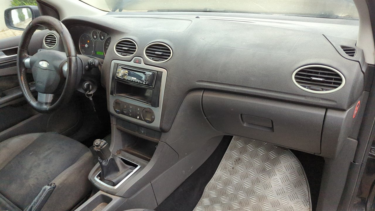 PUERTA DELANTERA DERECHA FORD FOCUS BERLINA (CAP) - vista 11