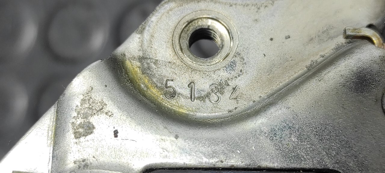 CERRADURA PUERTA DELANTERA DERECHA MERCEDES-BENZ CLASE E (W124) BERLINA - vista 2