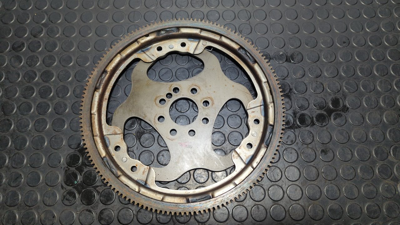 VOLANTE MOTOR MERCEDES-BENZ CLASE E (W124) BERLINA - vista 4