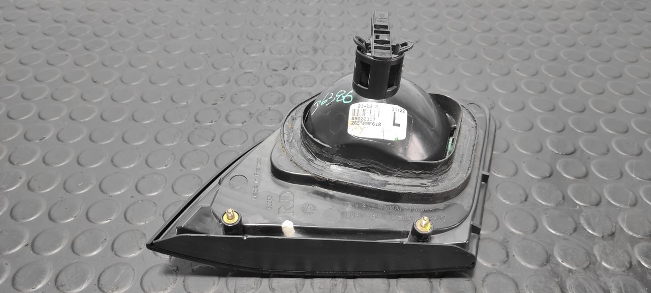 PILOTO PORTON DERECHO NISSAN PRIMERA BERLINA (P11) - vista 2