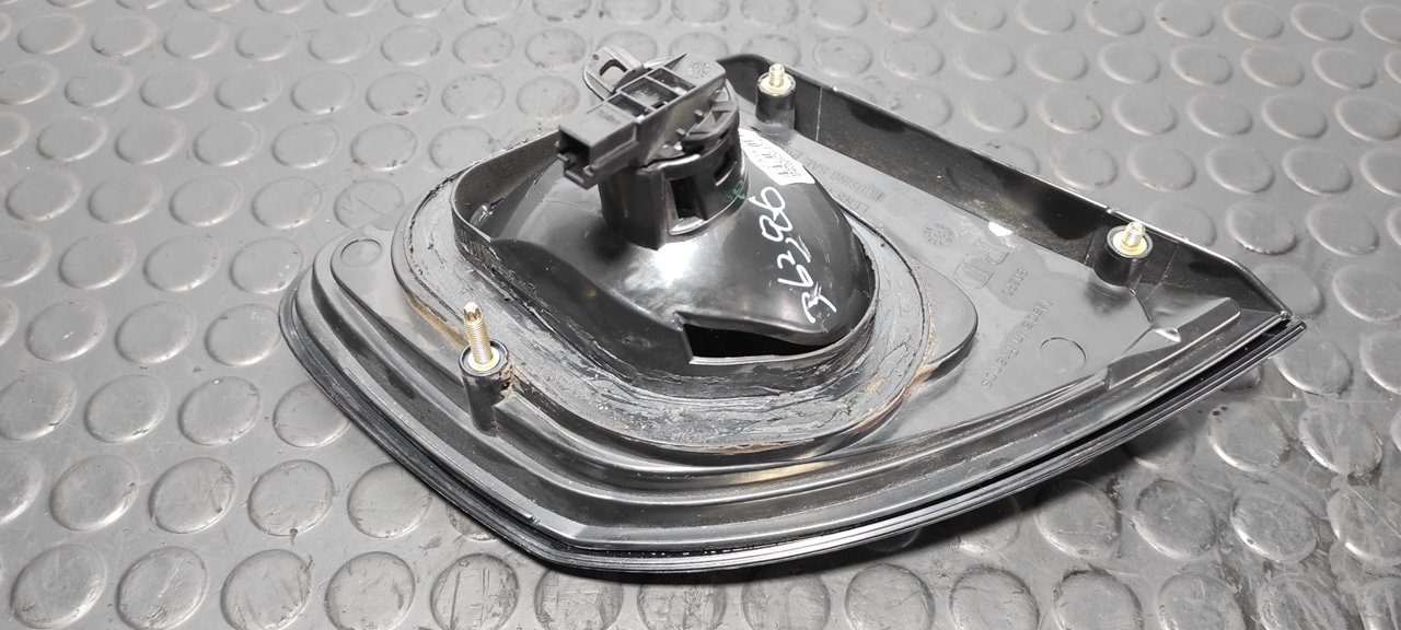 PILOTO PORTON DERECHO NISSAN PRIMERA BERLINA (P11) - vista 4