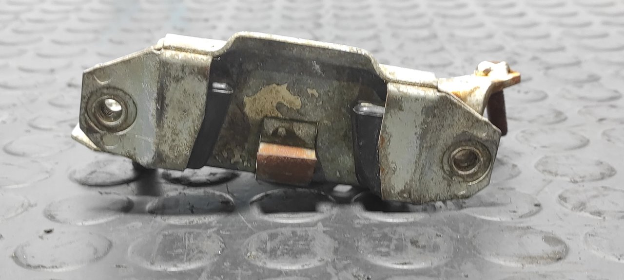 CERRADURA PUERTA DELANTERA DERECHA SEAT 600 1.0 - vista 2