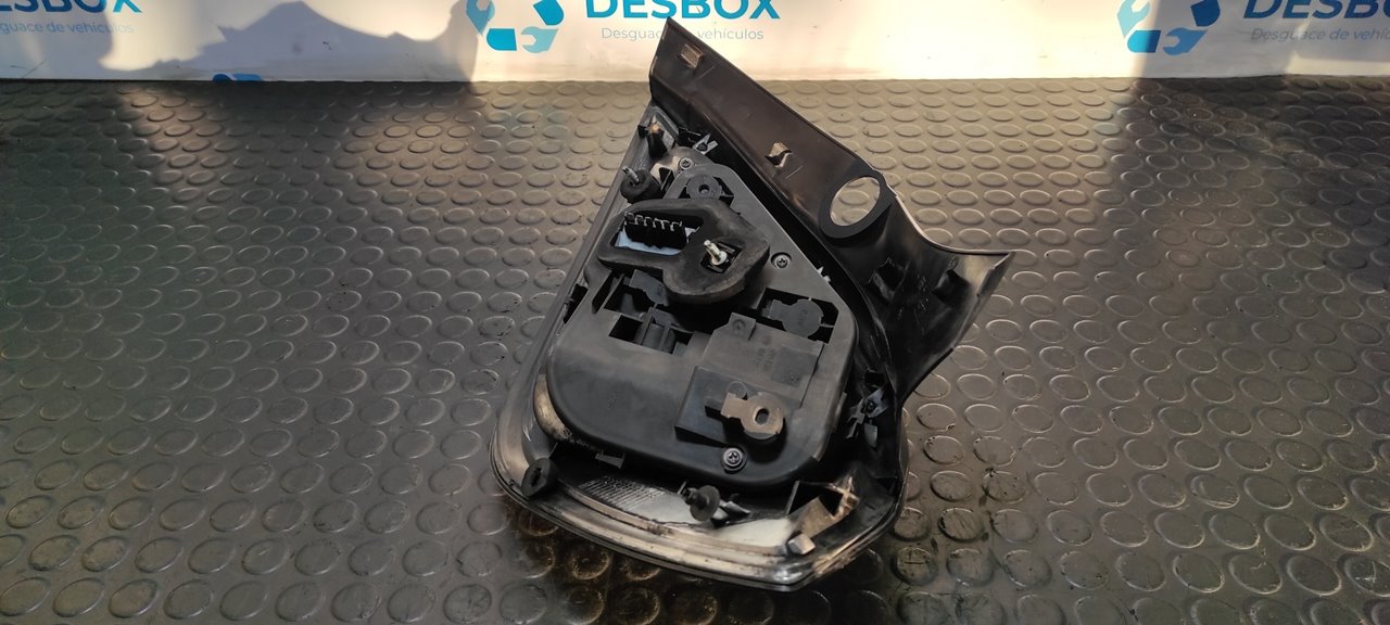 PILOTO TRASERO IZQUIERDO OPEL ASTRA H BER. - vista 2