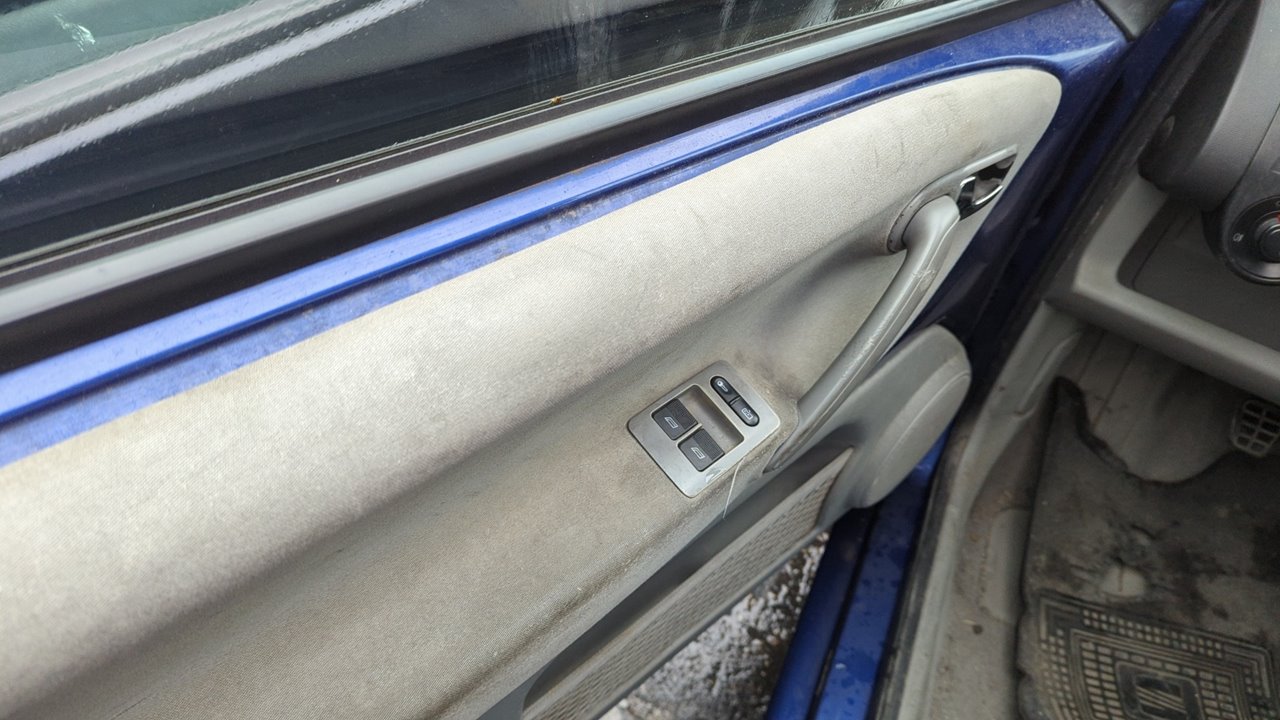 REJILLA DELANTERA SEAT AROSA (6H1) - vista 7