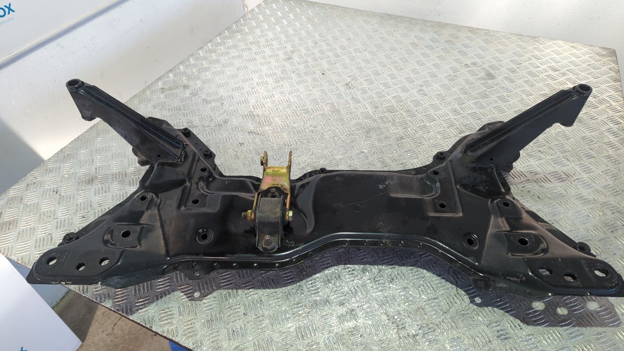 PUENTE DELANTERO NISSAN INTERSTAR MOD. 04 (X70)