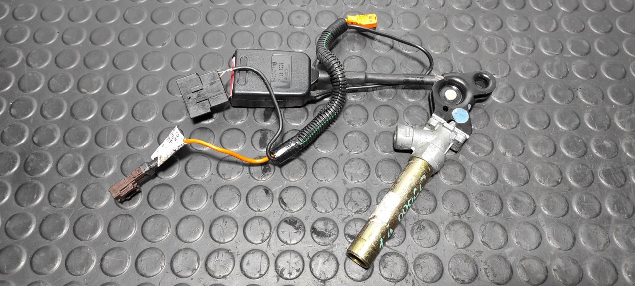 CINTURON DELANTERO DERECHO CITROEN XSARA BERLINA - vista 2