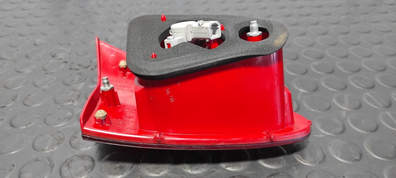 PILOTO PORTON DERECHO ALFA ROMEO 147 (190) - vista 6