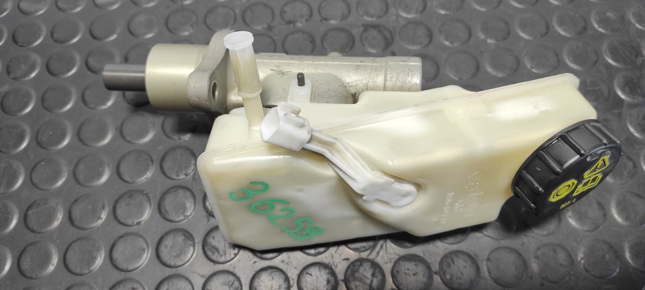 BOMBA FRENO FORD FOCUS BERLINA (CAP) - vista 3