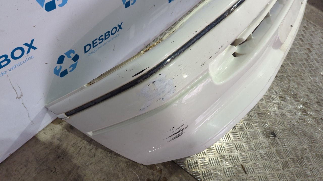 PARAGOLPES DELANTERO FORD ESCORT BERLINA/TURNIER - vista 2