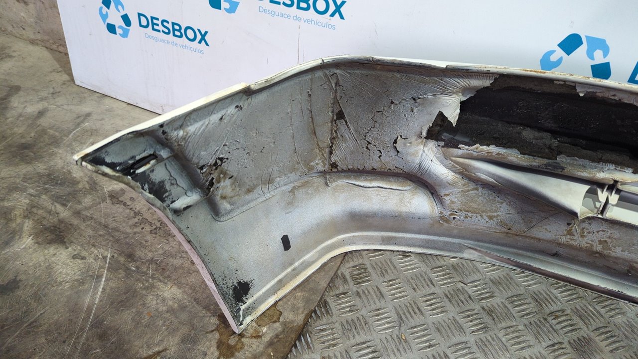 PARAGOLPES DELANTERO FORD ESCORT BERLINA/TURNIER - vista 3