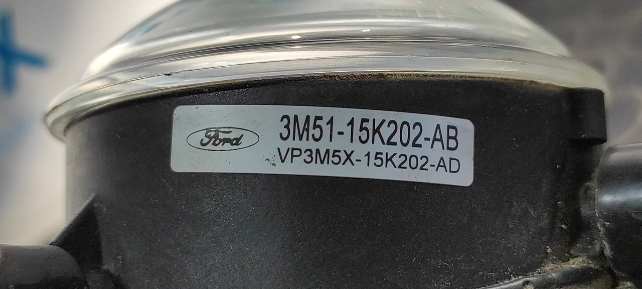 FARO ANTINIEBLA IZQUIERDO FORD FOCUS BERLINA (CAP) - vista 3