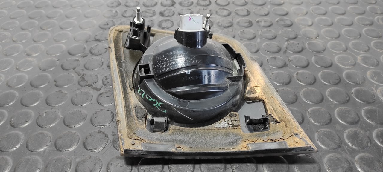 PILOTO PORTON IZQUIERDO MAZDA 3 BERLINA (BK) - vista 6