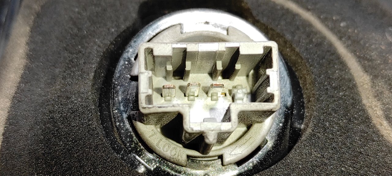 PILOTO TRASERO IZQUIERDO MAZDA 3 BERLINA (BK) - vista 6