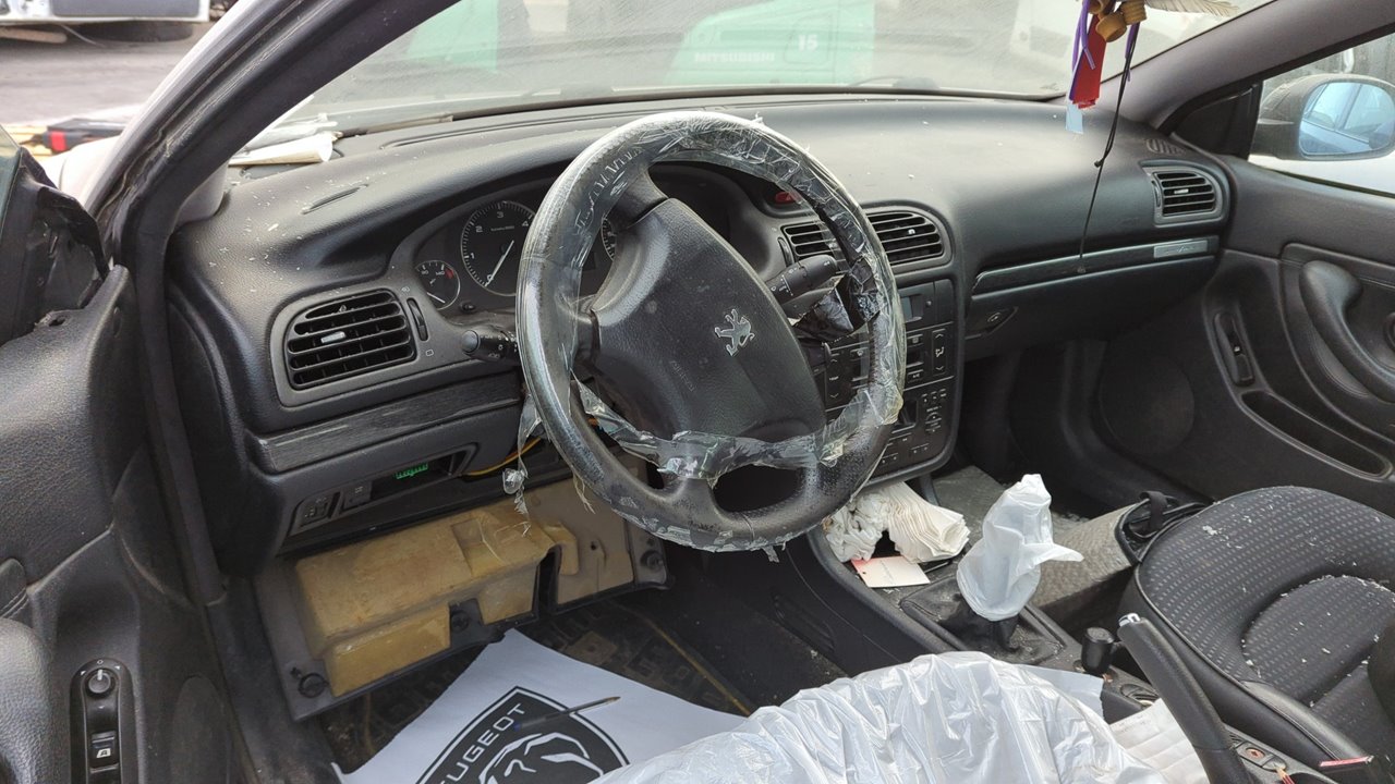 PUERTA DELANTERA DERECHA PEUGEOT 406 COUPE (S1/S2) - vista 2
