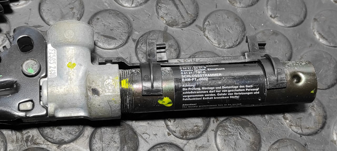 ENGANCHE CINTURON DELANTERO IZQUIERDO BMW SERIE 3 COMPACT (E46) - vista 7