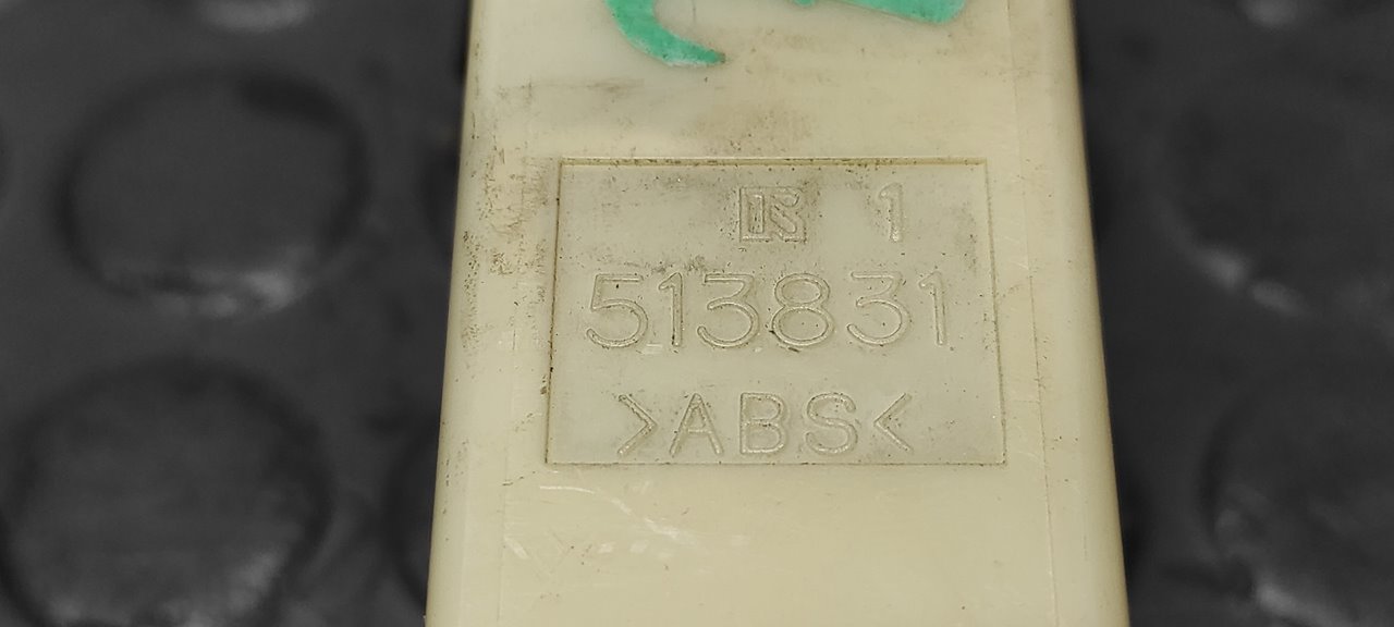 MANDO ELEVALUNAS TRASERO IZQUIERDO MITSUBISHI L 200 (K6/7) - vista 4