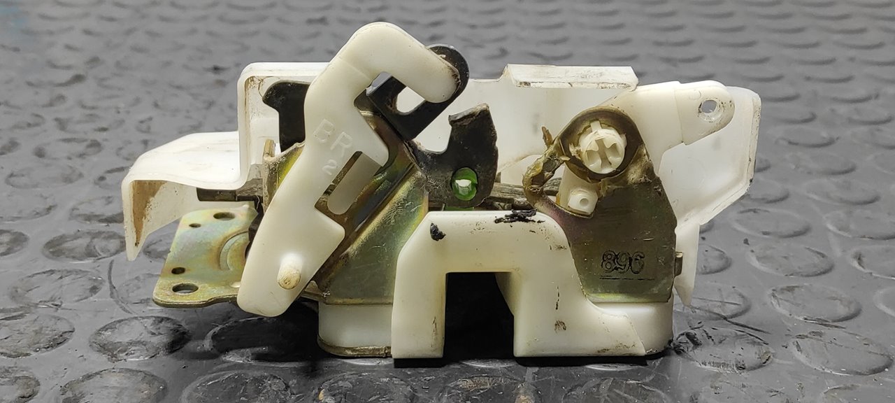 CERRADURA PUERTA TRASERA DERECHA MITSUBISHI L 200 (K6/7) - vista 2