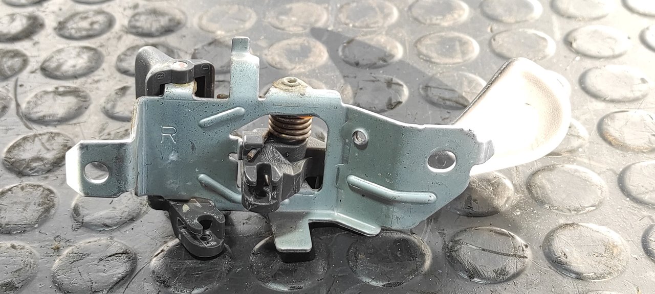 MANETA INTERIOR TRASERA DERECHA MITSUBISHI L 200 (K6/7) - vista 2